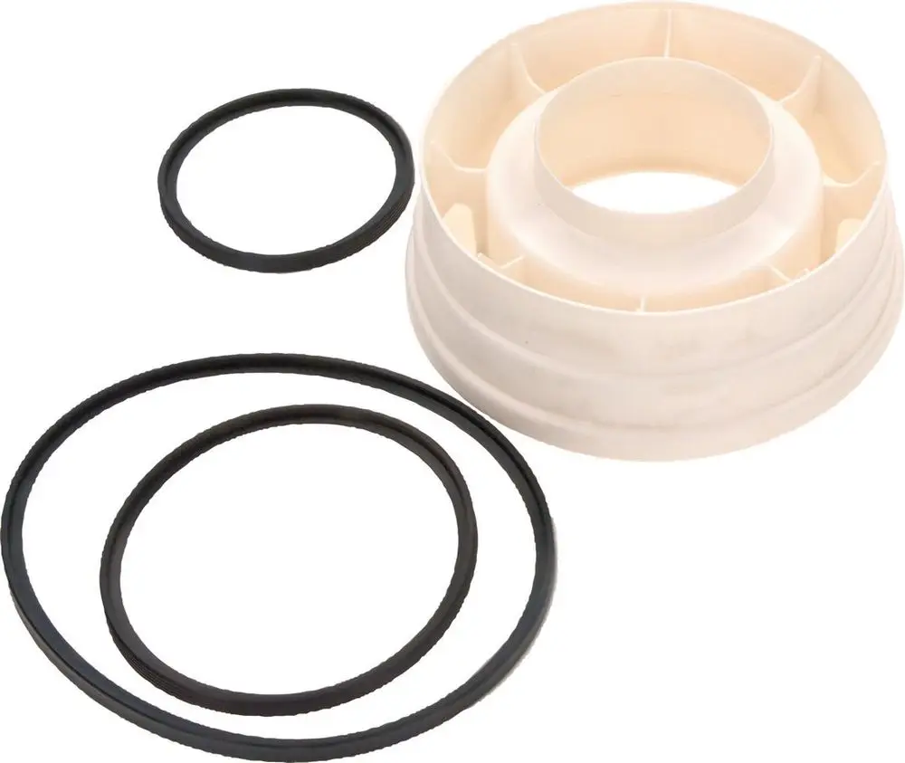 Weißer Adapter mit mehreren Dichtungsringen in Schwarz, geeignet für Kesselanschlüsse. Teil der Produktlinie von Bosch für Heizungsinstallation.